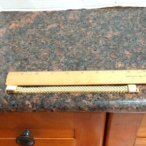 Gold Titanium Chain Bracelet With MAGNETIC Closure...NEW